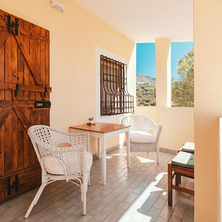 Villa Bella Salmagi - Surya Sardinia Holidays & Yoga Capitana Luaran gambar