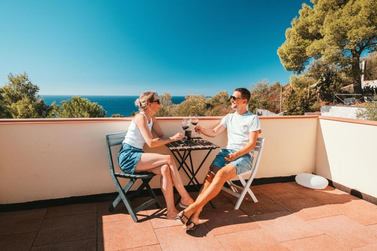 Villa Bella Salmagi - Surya Sardinia Holidays & Yoga Capitana Luaran gambar
