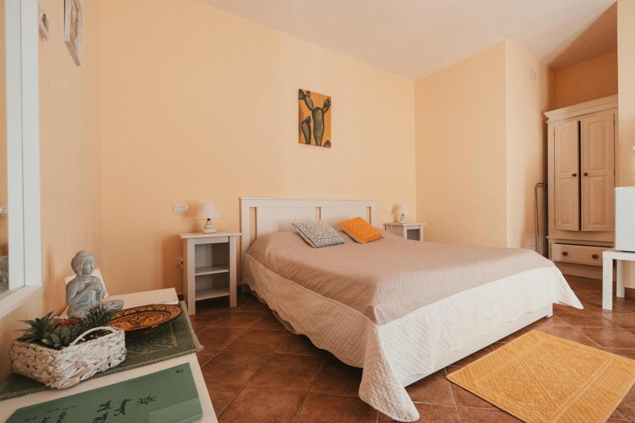 Villa Bella Salmagi - Surya Sardinia Holidays & Yoga Capitana Luaran gambar