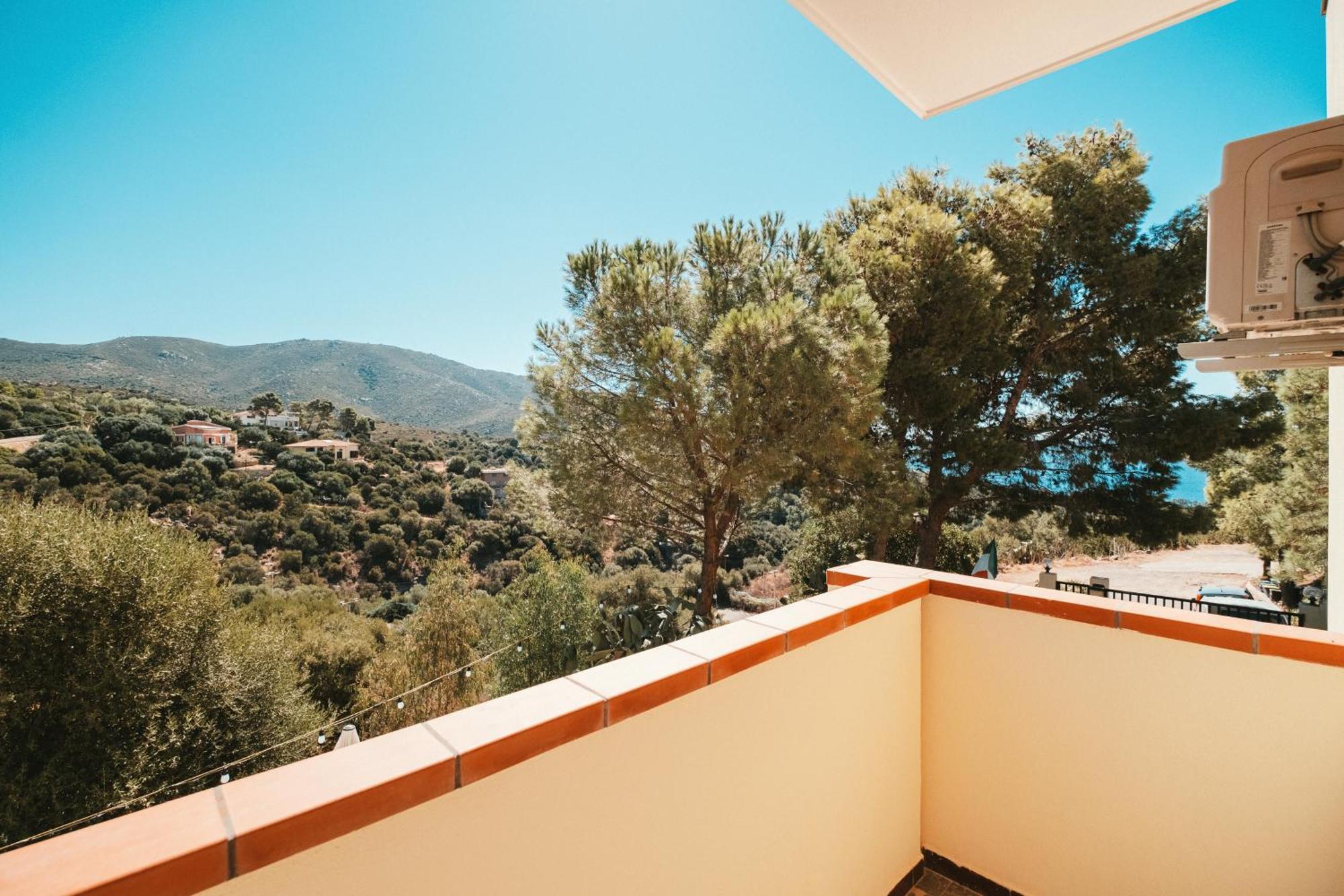 Villa Bella Salmagi - Surya Sardinia Holidays & Yoga Capitana Luaran gambar